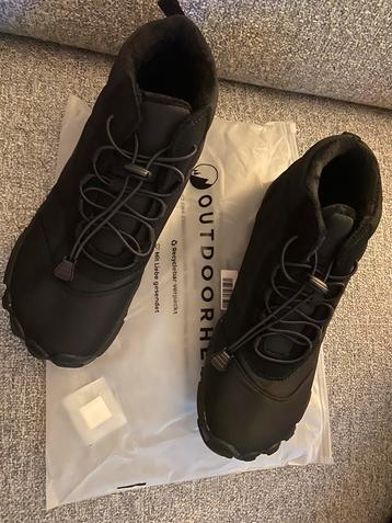 Chaussures d’hiver  beschikbaar voor biedingen