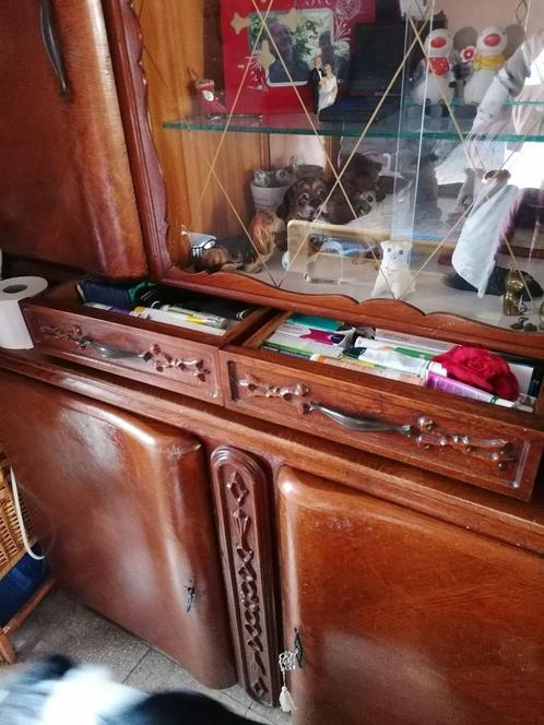 Garderobe om weg te geven: DRINGEND!!!, Antiek en Kunst, Antiek | Meubels | Kasten, Ophalen