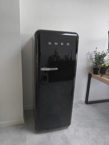 Smeg Fab28rbl5, Ophalen, Nieuw, Met vriesvak