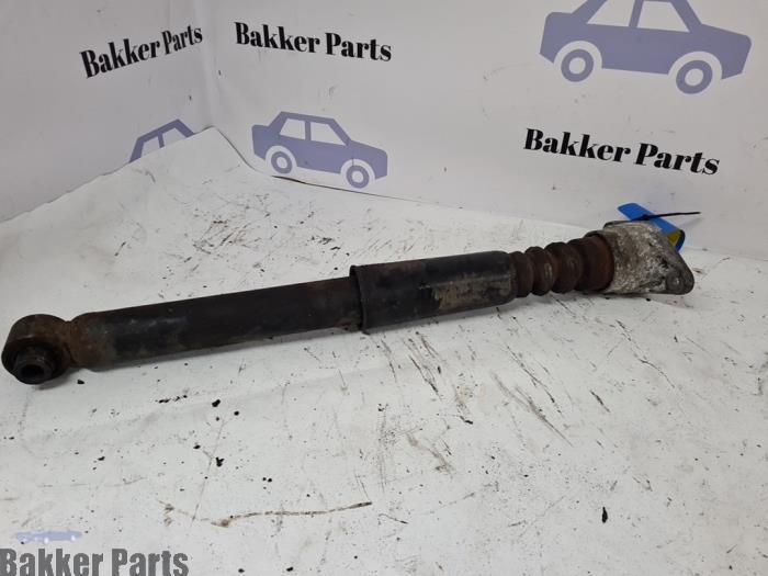 Schokdemper rechts-achter van een Audi A4, Auto-onderdelen, Ophanging en Onderstel, Audi, Gebruikt, 3 maanden garantie