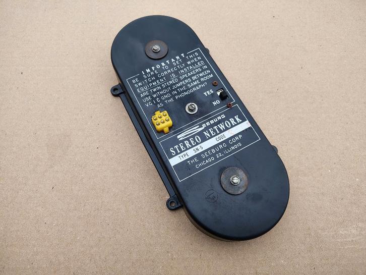 Stereo Netwerk Seeburg LPC1 (1963) jukebox, Collections, Machines | Jukebox, Seeburg, Envoi