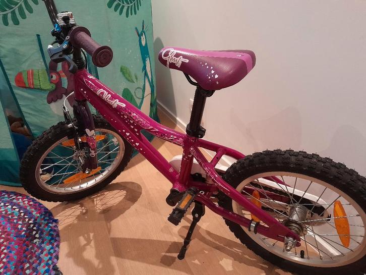 Light-weight kids bike, 16'' // Vélo léger pour filles, Vélos & Vélomoteurs, Vélos | Filles, Comme neuf, 16 pouces, Frein à main