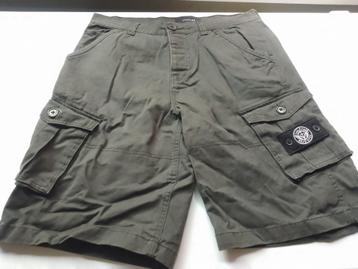 cargoshort Firetrap Large L in nieuwstaat was 50€ beschikbaar voor biedingen