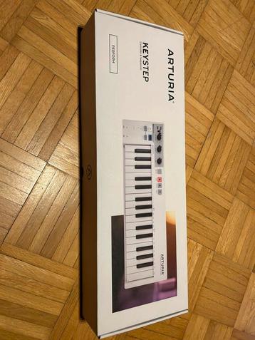 Arturia Keystep – Contrôleur & Séquenceur (NEUF) beschikbaar voor biedingen
