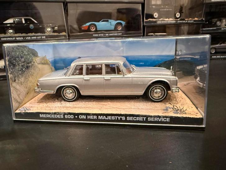Mercedes Benz 600 Grosser - James Bond, Hobby & Loisirs créatifs, Voitures miniatures | 1:43, Utilisé, Voiture, Universal Hobbies