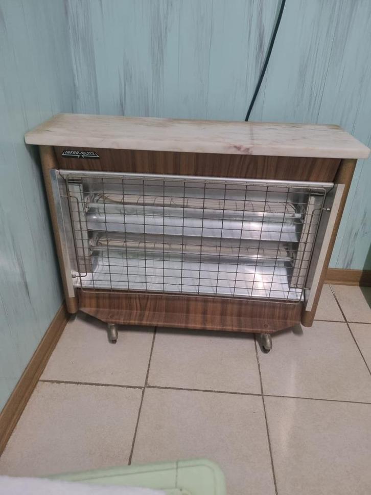 Kacheltje Badkamer Elektrisch, Doe-het-zelf en Bouw, Verwarming en Radiatoren, Gebruikt, Kachel, Ophalen