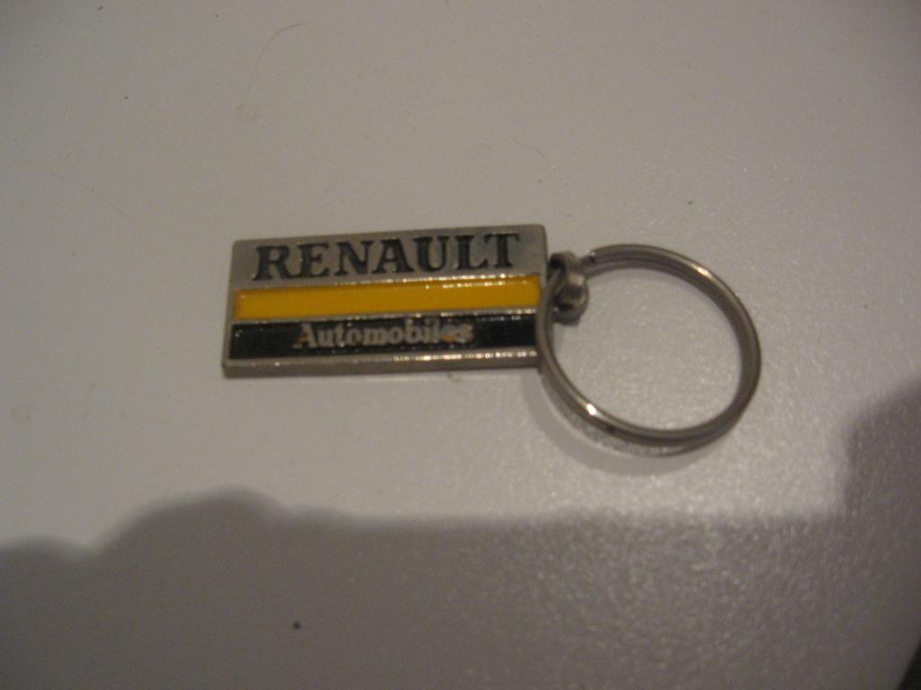 Ancien Porte Cle Huiles Renault Special Sport Vintage