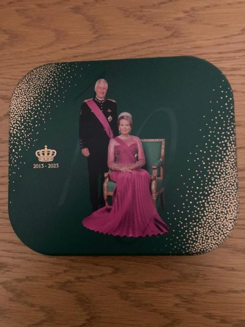 Blik koningshuis 10 jaar DELACRE, Verzamelen, Koningshuis en Royalty, Zo goed als nieuw, Overige typen, Ophalen of Verzenden