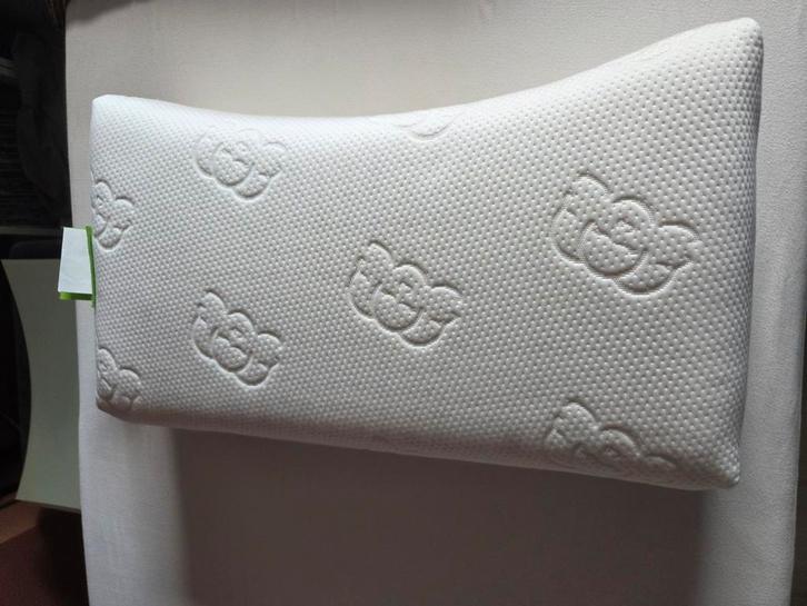 Latex kussen silvana flex, Huis en Inrichting, Slaapkamer | Beddengoed, Zo goed als nieuw, Kussen, Ophalen