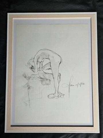 potloodtekening van een naakte vrouwelijke figuur beschikbaar voor biedingen