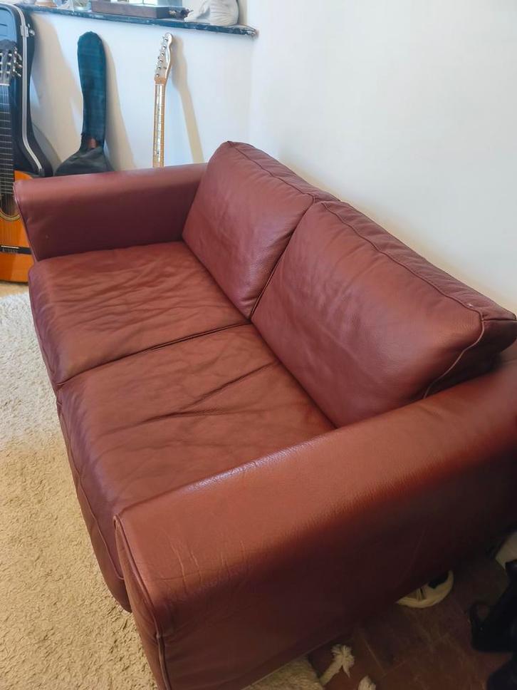 IKEA tweezit zetel donkerrood/rood leer, Huis en Inrichting, Zetels | Zetels en Chaises Longues, Gebruikt, Leer, Ophalen