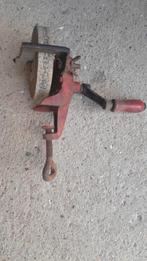 Meule à mains, Enlèvement