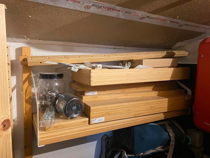 Ikea svalnas assortiment aan planken, Huis en Inrichting, Kasten | Stellingkasten, Zo goed als nieuw, Ophalen
