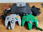 Nintendo 64 Console + 2 Controllers + Mario Kart (NTSC/JAP)), Utilisé, Enlèvement ou Envoi, Avec 2 manettes
