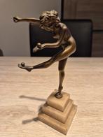 Bronzen danseres op marmeren sokkel, Ophalen, Brons