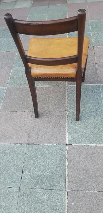 Chaises anglaises, Enlèvement
