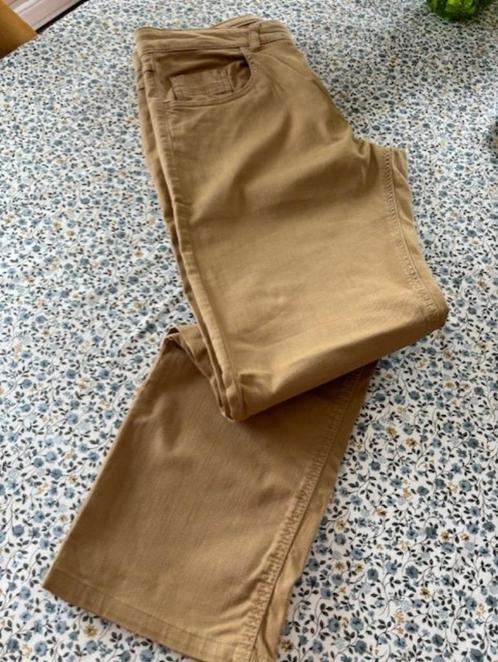 Pantalons divers modèles taille 42 à 8€, Kleding | Dames, Broeken en Pantalons, Zo goed als nieuw, Maat 42/44 (L), Blauw