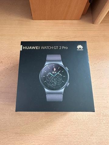 Huawei watch gt 2 pro etat comme neuf  beschikbaar voor biedingen