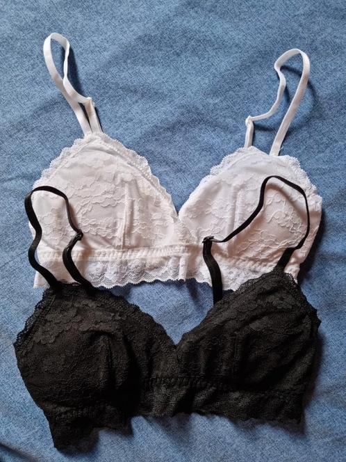 2 Tienerbh,s maat 34, 70A, Kleding | Dames, Ondergoed en Lingerie, Ophalen of Verzenden