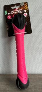 Dog comets werpstok Roze small, Animaux & Accessoires, Jouets pour chiens, Enlèvement ou Envoi, Neuf, Jouets à rammener