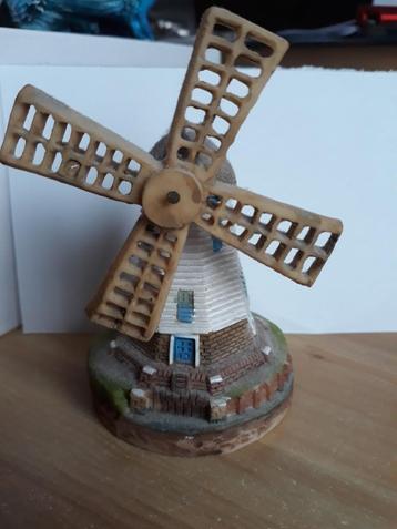 stenen figuren beschikbaar voor biedingen