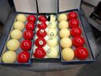 Ruime voorraad van gebruikte ballen en stokken., Ophalen, Zo goed als nieuw, Keu of Ballen
