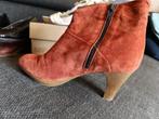 Korte botjes mt 38 Piure, Kleding | Dames, Schoenen, Ophalen, Bruin, Lage of Enkellaarzen, Zo goed als nieuw
