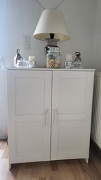 Wit dressoir, Ophalen