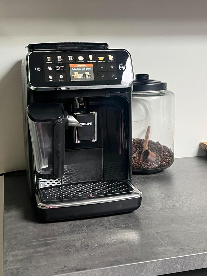PHILIPS Machine expresso LatteGo, Elektronische apparatuur, Koffiezetapparaten, Koffiebonen, Ophalen