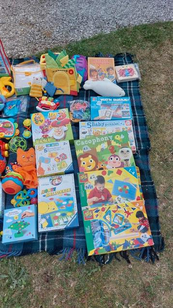 Speelgoed baby peuter puzzel knuffels spelletjes beschikbaar voor biedingen