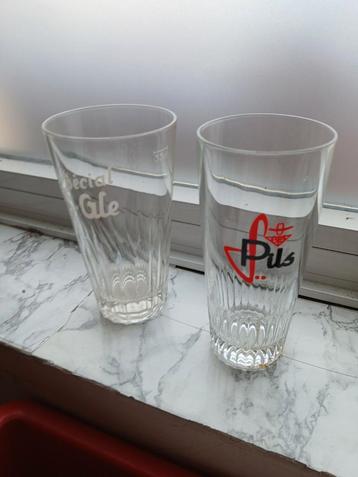 2 verres de S-lager Van Den Bossche, Herzele, Enlèvement ou Envoi, Comme neuf