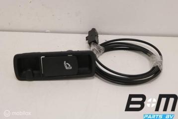 Achterbank ontgrendeling links VW Passat B7 Var. 3AF885591A beschikbaar voor biedingen