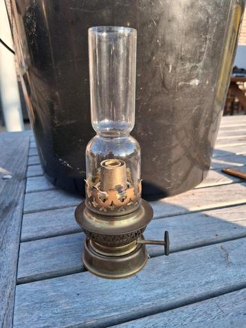 Mini petroleum lantaarn, Enlèvement