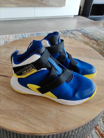 Sportschoenen Decathlon, maat 37 beschikbaar voor biedingen
