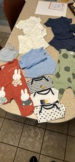 Pakket eerste babykleding. Maat 50/53, Ophalen, Zo goed als nieuw, Maat 50