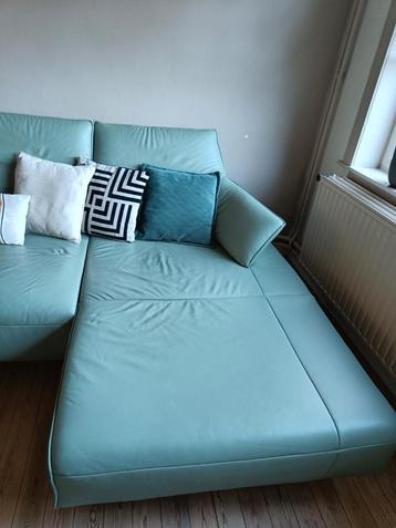 Recent gekochte lederen sofa beschikbaar voor biedingen