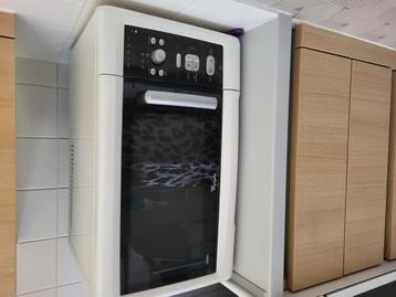 Microgolf Whirlpool nieuwstaat beschikbaar voor biedingen