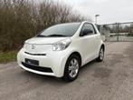 Toyota IQ 1.0i VVT-i Luna Automaat- Bluetooth*Garantie*Ohb, Auto's, Toyota, Stof, Zwart, Wit, 998 cc