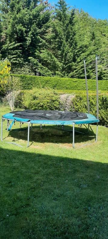 Trampoline à donner, Enlèvement, Utilisé
