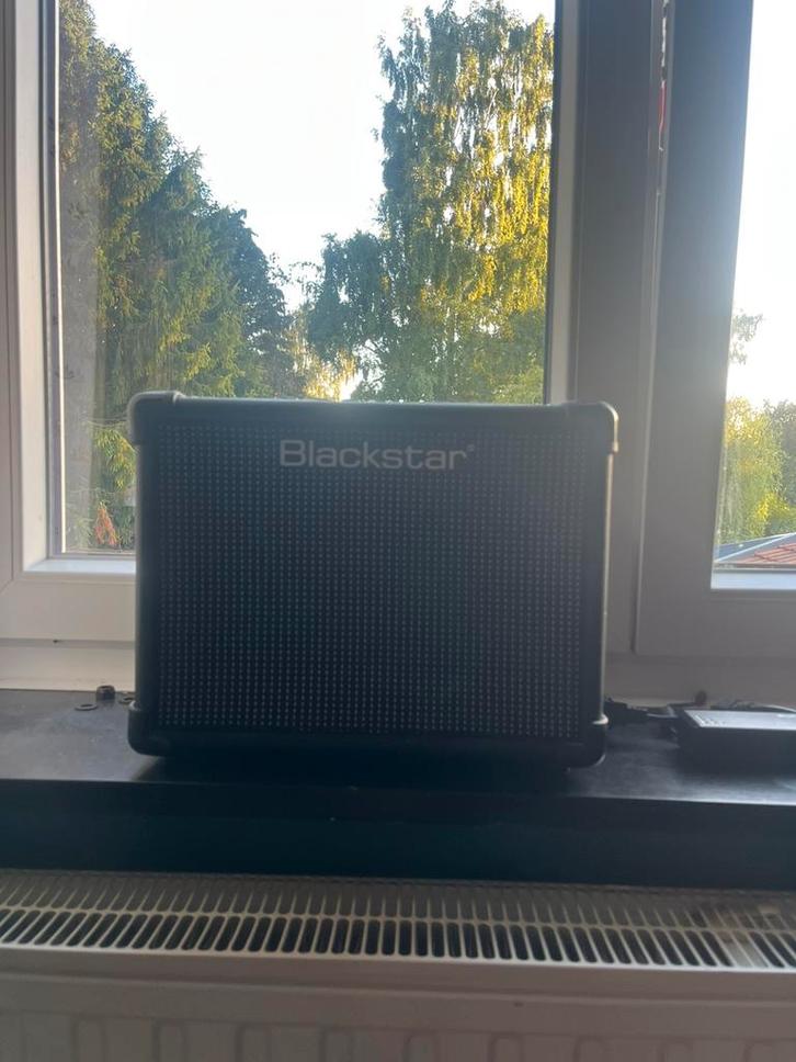 amplificateur Blackstar pour guitare électrique, Muziek en Instrumenten, Versterkers | Bas en Gitaar, Gebruikt, Gitaar, Minder dan 50 watt
