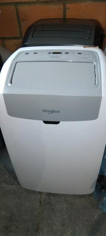 Zeer schone Whirlpool-airconditioner met afstandsbediening beschikbaar voor biedingen