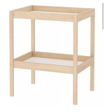 Ikea verzorgingstafel Sniglar beschikbaar voor biedingen