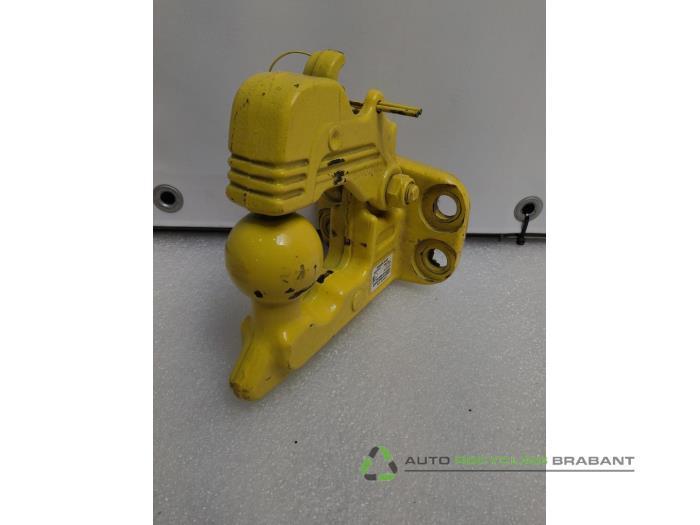 Boule crochet de traction d'un Renault Trafic, Autos : Pièces & Accessoires, Autres pièces automobiles, Utilisé, 3 mois de garantie