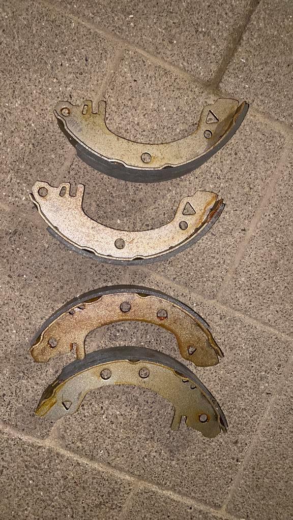 Remschoenen Ford Sierra 1.3/1.6, Auto-onderdelen, Remmen en Aandrijving, Ford, Ophalen of Verzenden