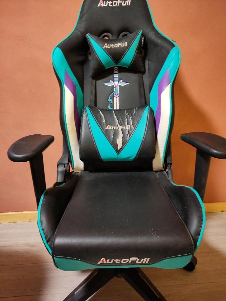 gaming bureaustoel, Huis en Inrichting, Bureaustoelen, Gebruikt, Bureaustoel, Zwart, Gaming bureaustoel, Ophalen