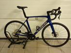 Trek Madone SL5 Gen 8 2025  M58 / L Shimano 105, Fietsen en Brommers, 28 inch, Carbon, Heren, Nieuw