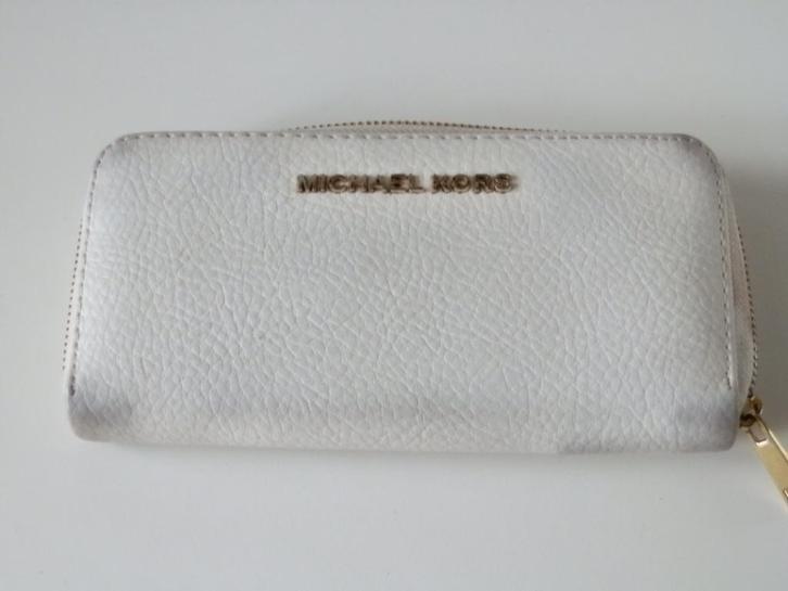 Michael Kors portemonnee . Wit., Handtassen en Accessoires, Portemonnees, Zo goed als nieuw, Overige merken, Wit, Ophalen of Verzenden