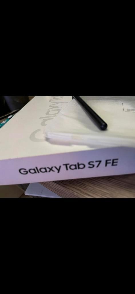 Tablette Samsung galaxy Tab s7 FE COMME NEUVE, Computers en Software, Android Tablets