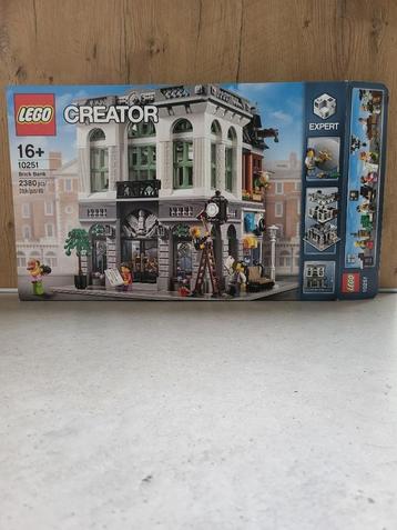 LEGO 10251 Brick Bank – Bijna nieuw & compleet!  beschikbaar voor biedingen