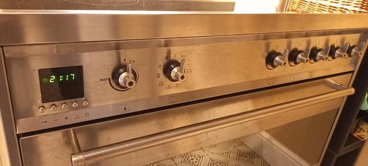 Smeg fornuis, Elektronische apparatuur, Fornuizen, Gebruikt, Vrijstaand, Elektrisch, 5 kookzones of meer, 95 cm of meer, 60 cm of meer